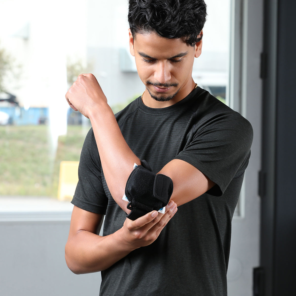 Vibrating Ice Pack Pain Reliever