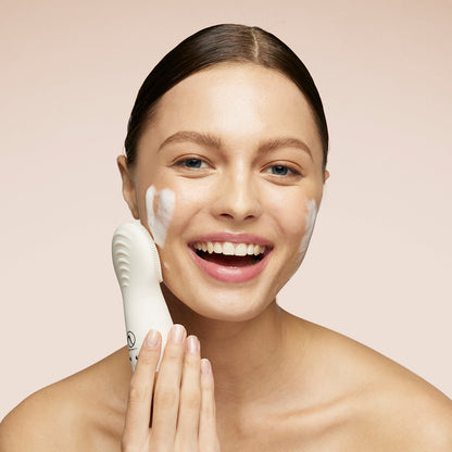 Sonic Vibrating Facial Brush