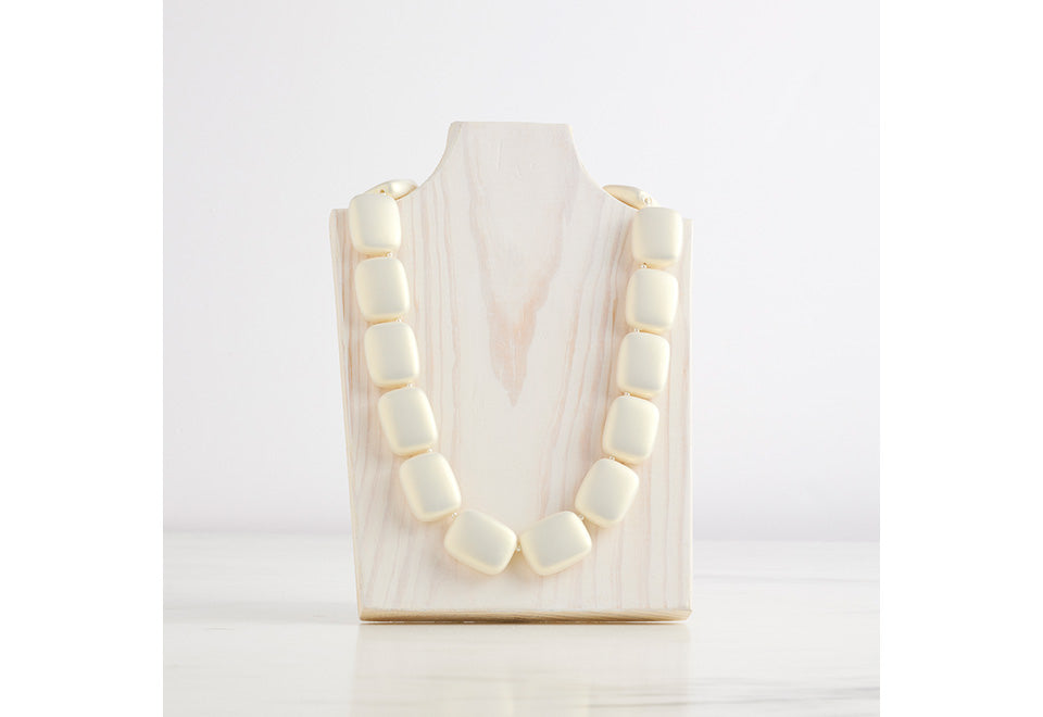 Hot Girls Pearls Cooling Necklace