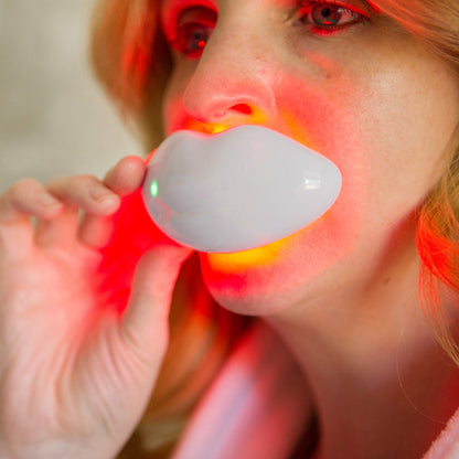 LED Lip Therapy Device