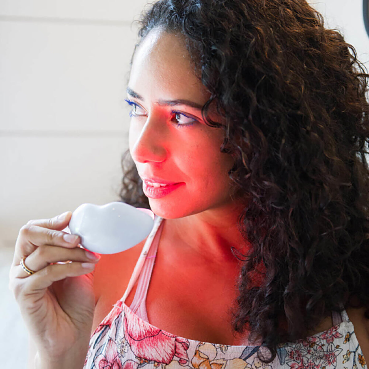 LED Lip Therapy Device