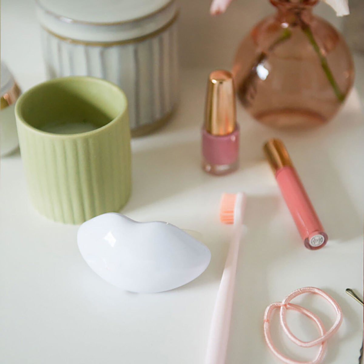 LED Lip Therapy Device
