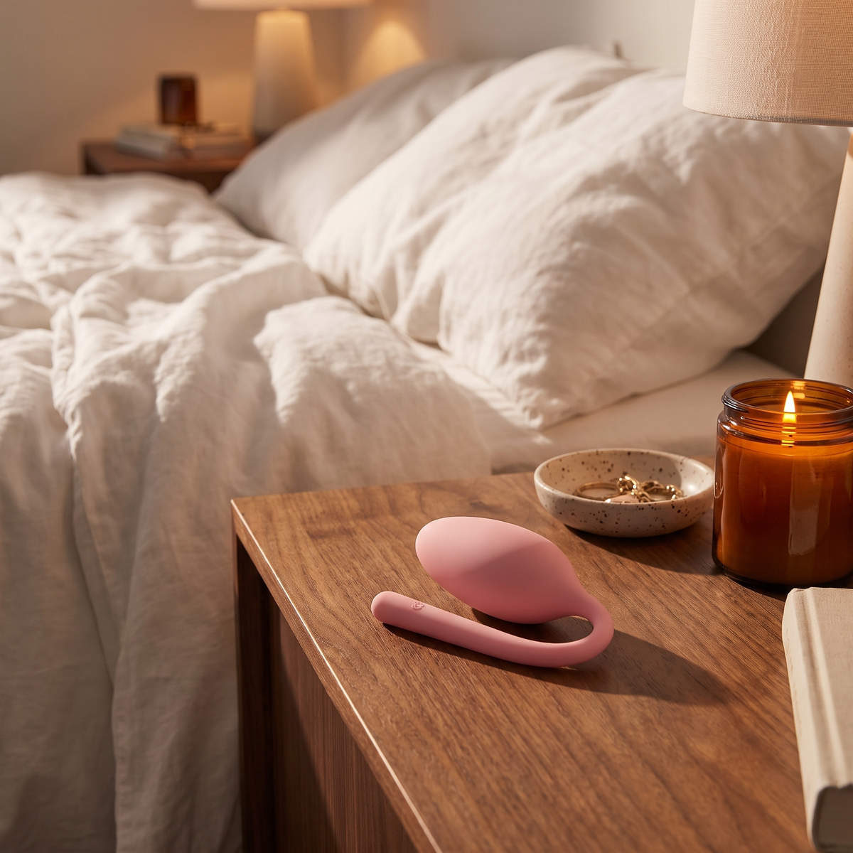 Remote Control Love Egg - lifestyle 1