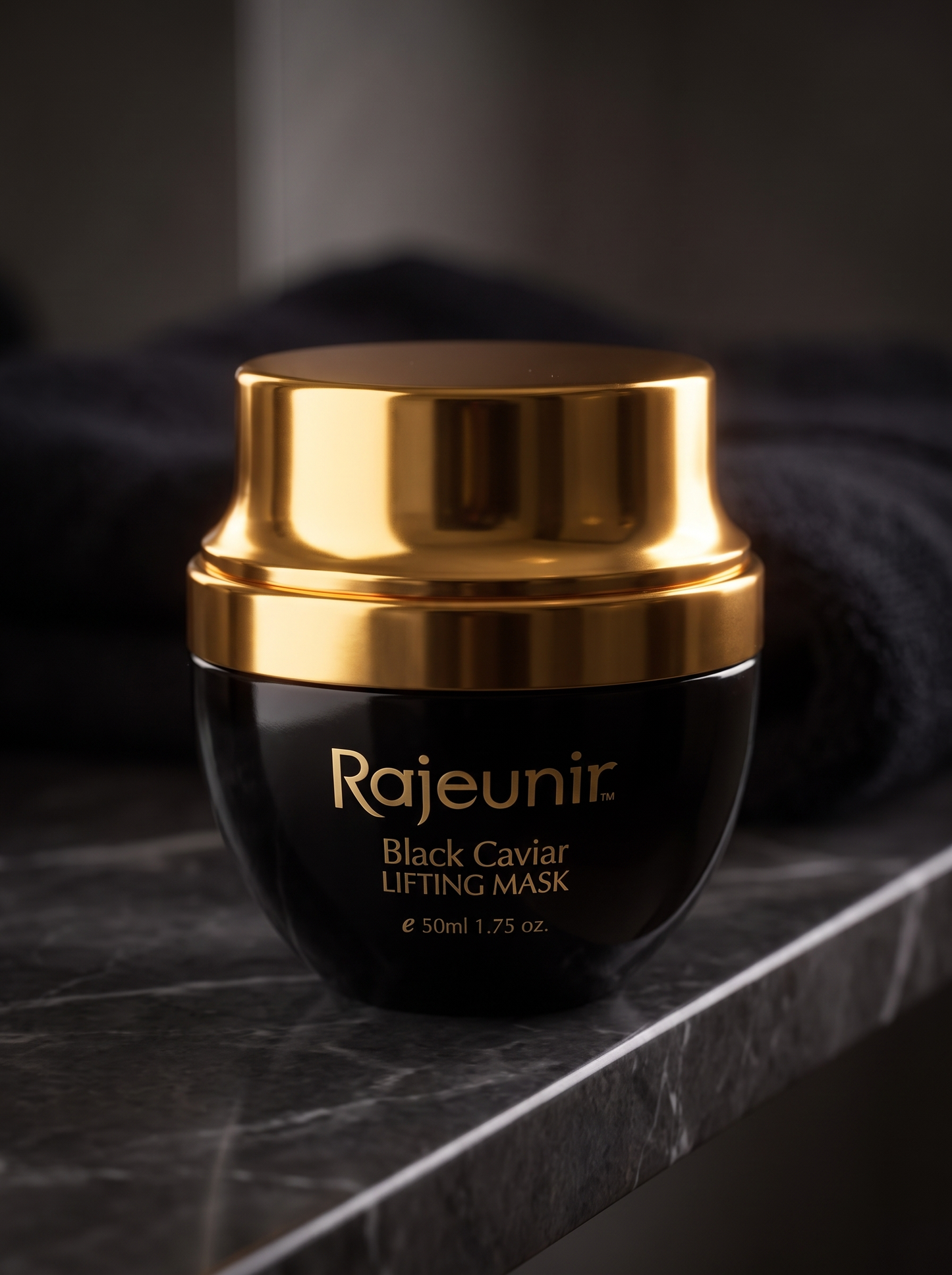 Black Caviar Lifting Mask